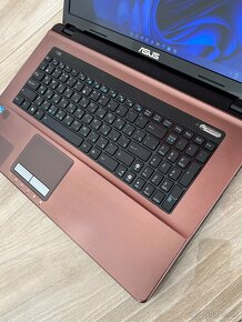 17.3"/Asus/Notebook/i3/8GB RAM/512GB SSD/Intel HD Grafika 2G - 6