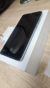 Huawei P30 6gb/128gb, nabíjačka, ochranné sklo, krabička - 6