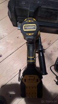 Dewalt sada flexa + skrutkovač DCK2055T2T - 6