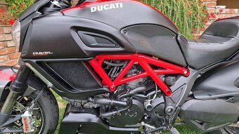 DUCATI DIAVEL 1200 CARBON - 6