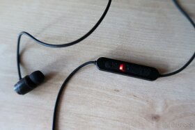 Predám športové bluetooth slúchadlá SoundMagic E10BT - 6