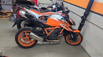 KTM 1290 SUPER DUKE R EVO, orange 2023 za 11999€ s Tech Pack - 6