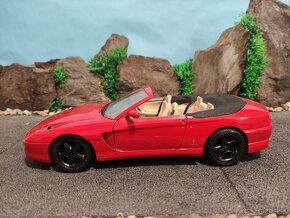 Prodám model 1:18 Ferrari 456gt cabrio - 6