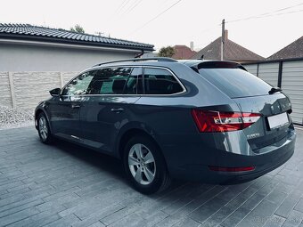 Škoda Superb Combi 2.0tdi dsg - 6