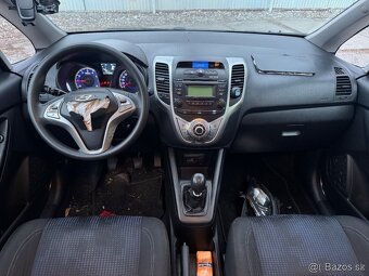 HYUNDAI IX20 1,4 16V,66KW,ROK 2010,NAJ 177TKM,KLIMA,DOHODA - 6