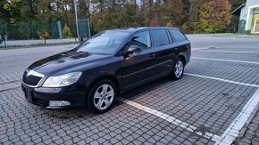 SKODA OCTAVIA KOMBI 2.0TDI CR DSG ELEGANCE - 6