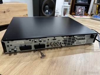 Philips DVDR5570H - 6