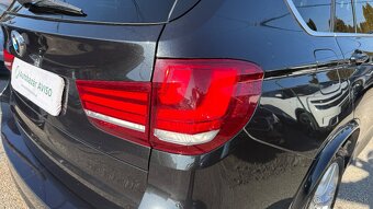 BMW X5 xDrive40d A/T - 6