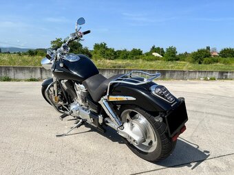 Honda VTX1800 - 6