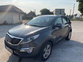 Kia Sportage 1.6 benzin dream edition r.v 2013 top stav - 6