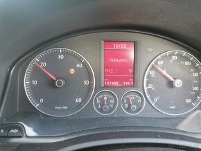 Rozpredám VW golf 5 1.9tdi 77kw bxe - 6