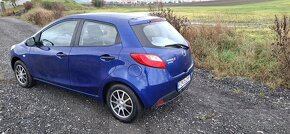 Mazda 2  1349 cm3 rv.2009 Klíma - 6