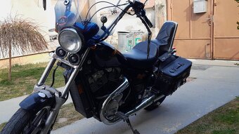 Honda shadow 750 - 6