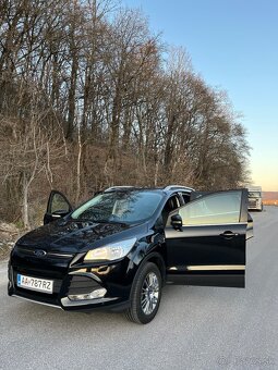 SUV Ford Kuga 2.0 TdCi Titanium 120kW 4x4 - 6