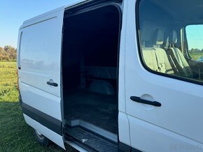 Predám VW Crafter 2.5 TDI Skriňova - 6