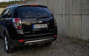 Chevrolet Captiva 2.2d 4x4 7miestne - 6