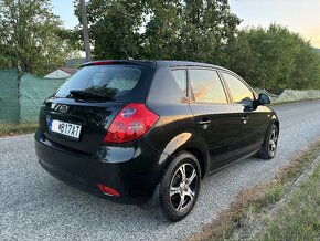 Kia Cee´d 1.4 ( benzín ) Nová STK 139 000 km Kúpené v SR - 6