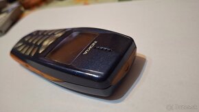 Nokia 3510i s nabijackou - 6