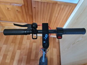 elektrická kolobežka Xiaomi scooter pro - 6