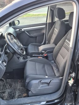 Volkswagen Touran 2,0TDI 7miest 103KW - 6