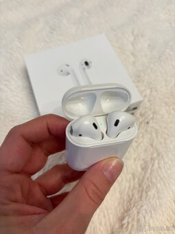 Apple airpods 2 generacia - 6