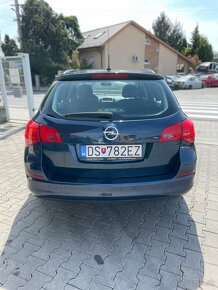 Opel Astra Sport Tourer ST 1.7 CDTI ECOTEC Cosmo - 6