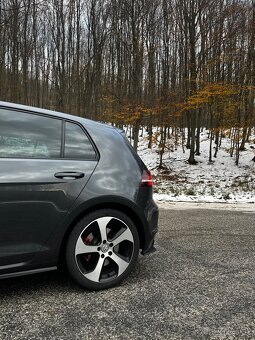 Volkswagen Golf 7 GTI Performance - 6