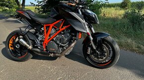 Ktm superduke 1290 - 6