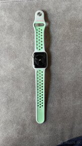 Apple Watch SE Nike 40mm - 6