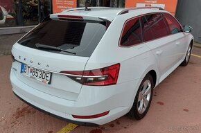 Škoda Superb Combi 2.0 TSI 140kW DSG Style - 6