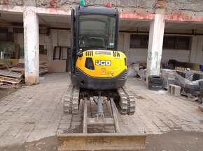 UNC060 JCB8025 - 6