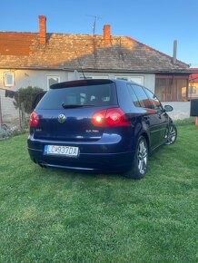 Volkswagen Golf  2.0 TDi - 6