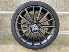 Škoda Turini disky R18 + letné pneumatiky - 6