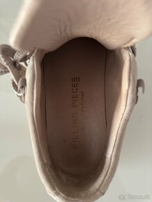 Filling Pieces - 6