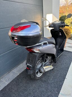 Honda Dylan 125 - 6