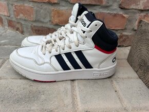 Adidas HOOPS botasky veľkosť č. 41,5 - 6