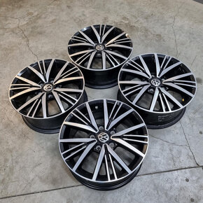 Originál Volkswagen Golf disky 5x112 R16 ET46 - 6