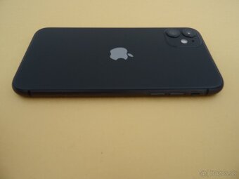 iPhone 11 64GB BLACK - ZÁRUKA 1 ROK - 6