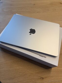 Macbook Air m2 2022 Silver - 6