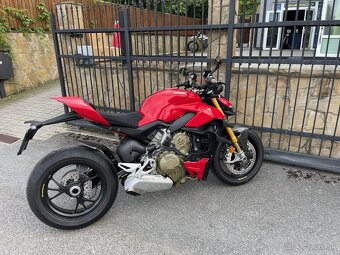 DUCATI Streetfighter V4S - 6