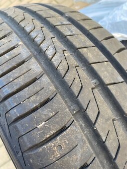 Hankook 195/65 R15 - 6