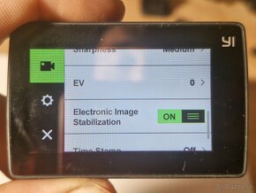 Akčná kamera Xiaomi Yi 4k+ s príslušenstvom - 6