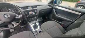 ŠKODA OCTAVIA  III Combi 1,6 TDI Elegance - 6