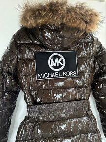 Michael Kors damska dlha bunda  s pravou kozusinou - 6