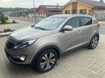 Kia Sportage 2.0 CRDi – luxusna, plna vybava - 6