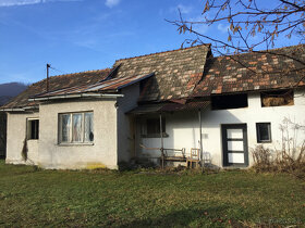 Predám malý domček v pôvodnom stave v obci Striežovce - 6