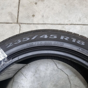 Letné pneumatiky 235/45 R18 PIRELLI DOT4319 - 6