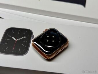 Predám Apple Watch S6 40mm Gold - 6