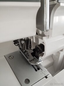 Overlock šijací stroj tegra 4 - 6