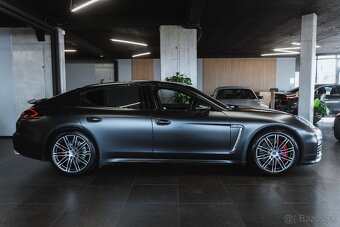 Porsche Panamera Turbo 4.8 V8 - 6